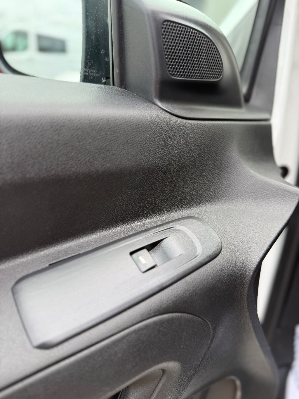 Used Vauxhall Combo 2020 for sale - 75397061: Photo 23