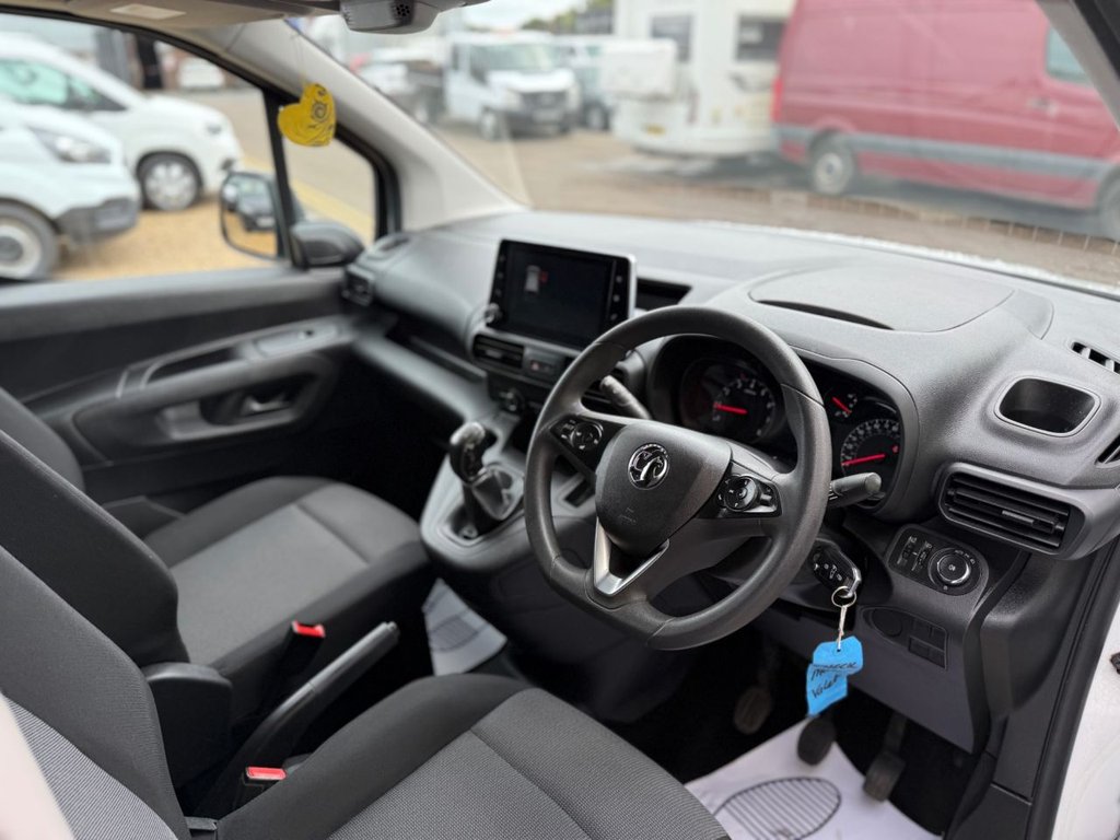 Used Vauxhall Combo 2020 for sale - 75397061: Photo 3