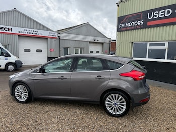 Used Ford Focus 2015 for sale - 79313056: Photo