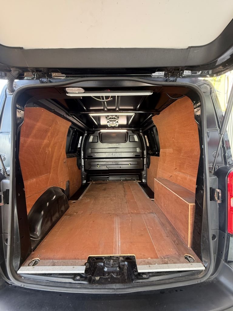 Used Citroen Dispatch 2021 for sale - 76654631: Photo 21