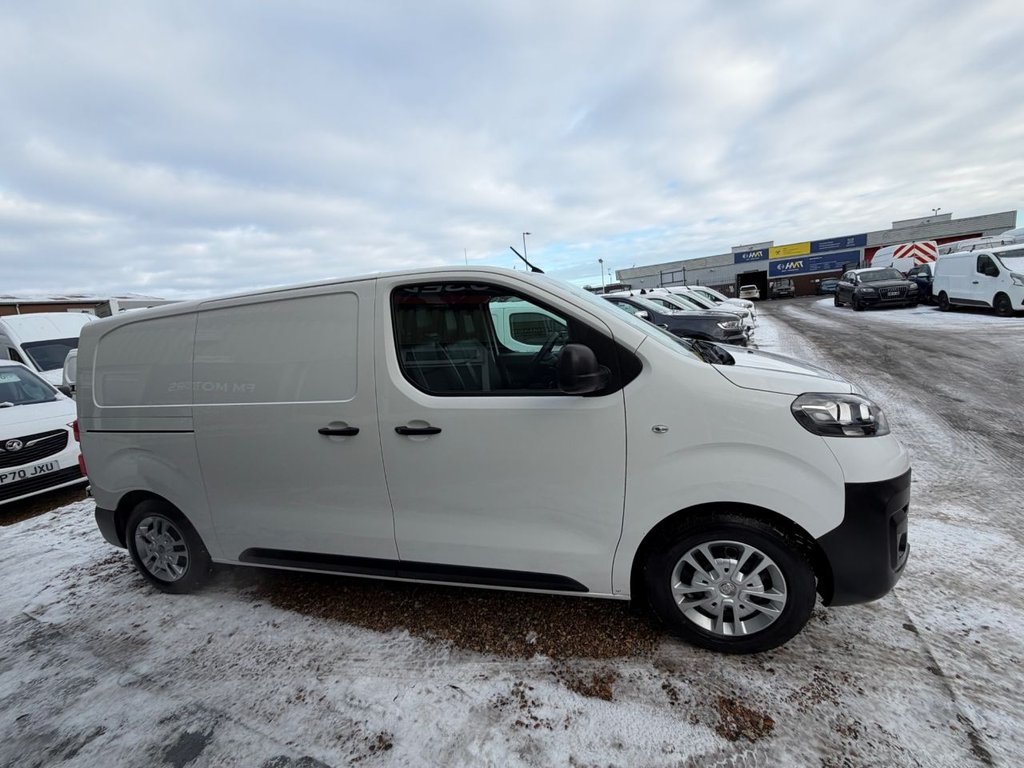 Used Vauxhall Vivaro 2021 for sale - 77122275: Photo 5
