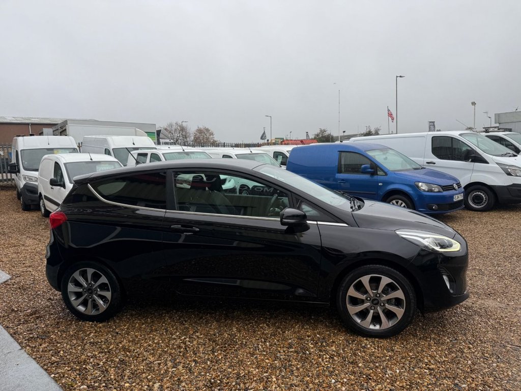 Used Ford Fiesta 2017 for sale - 76559015: Photo 6