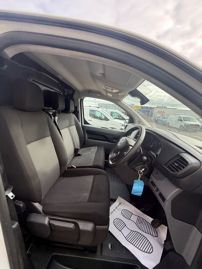 Used Vauxhall Vivaro 2022 for sale - 76323381: Photo 12