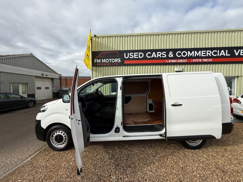 Used Vauxhall Vivaro 2022 for sale - 76323381: Photo 22
