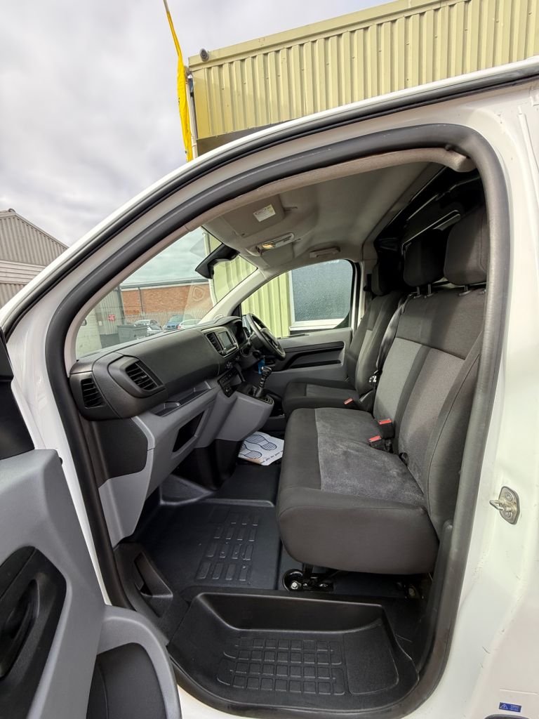 Used Vauxhall Vivaro 2022 for sale - 76323381: Photo 24