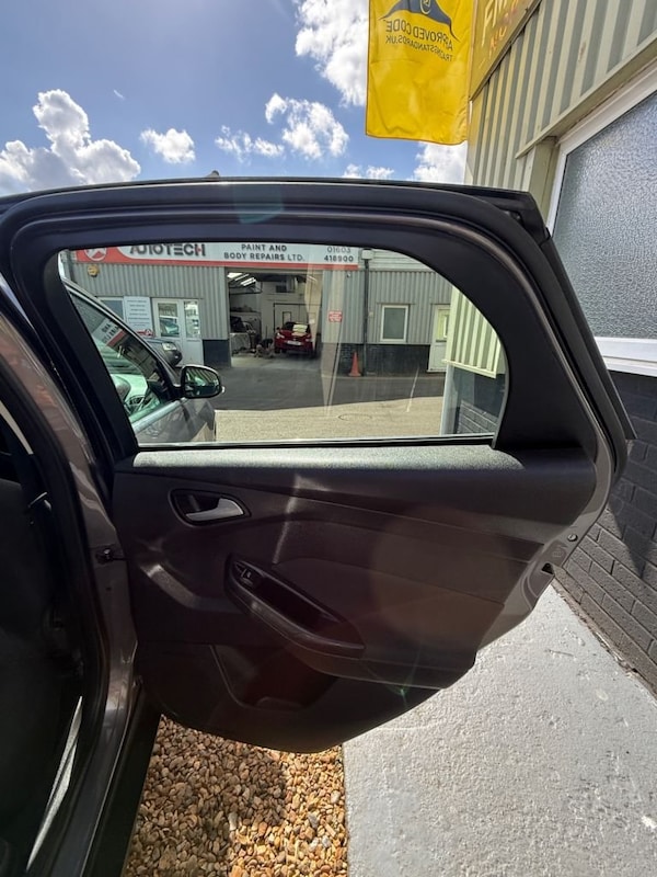 Used Ford Focus 2014 for sale - 75726953: Photo 16