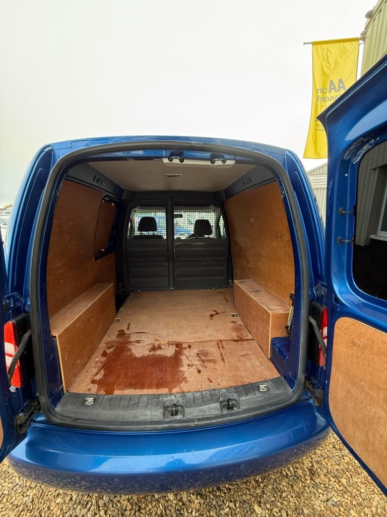 Used Volkswagen Caddy 2014 for sale - 76376068: Photo 18