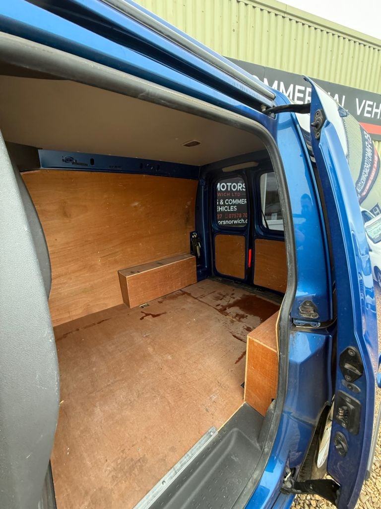 Used Volkswagen Caddy 2014 for sale - 76376068: Photo 21