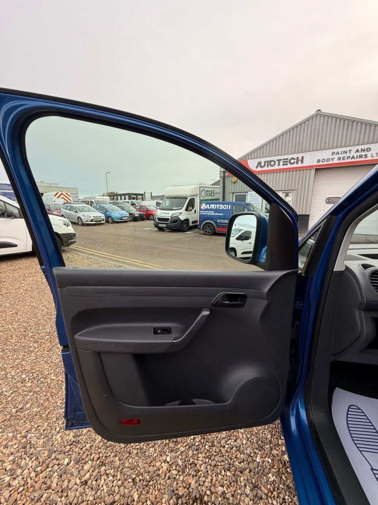 Used Volkswagen Caddy 2014 for sale - 76376068: Photo 24