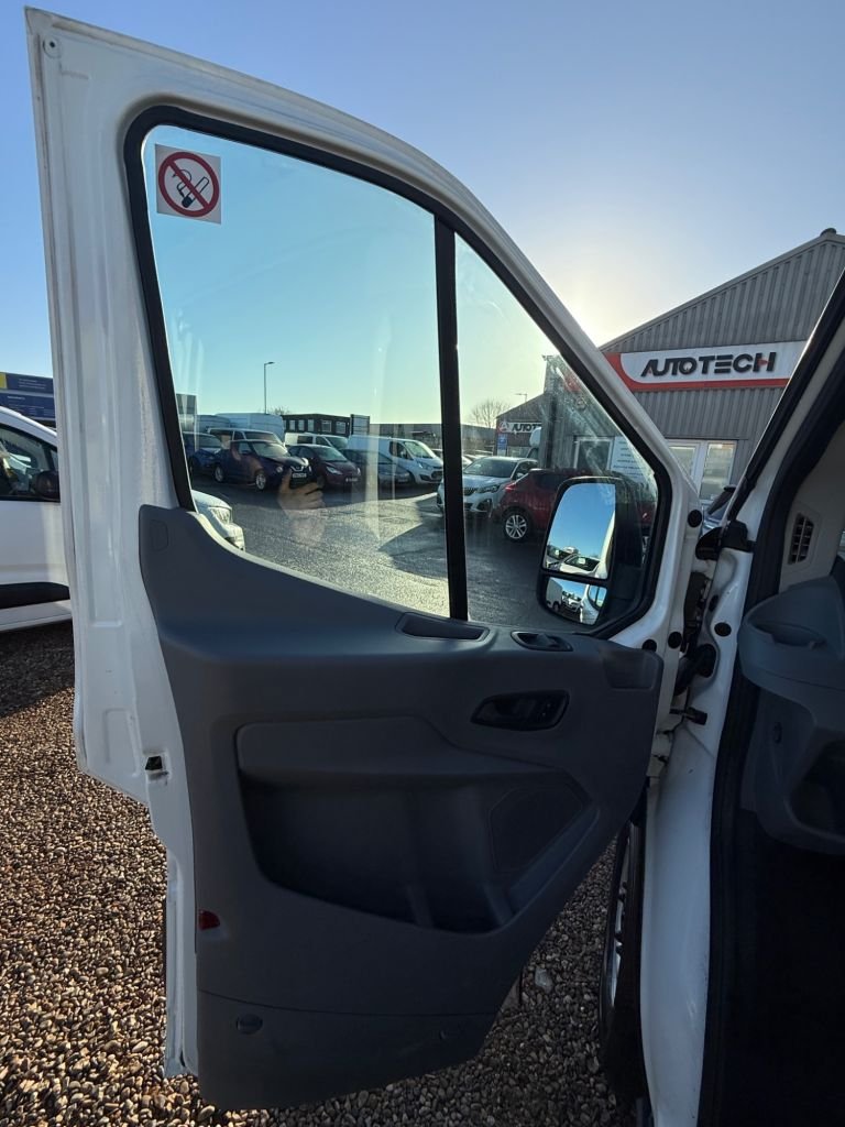 Used Ford Transit 2018 for sale - 76923649: Photo 24