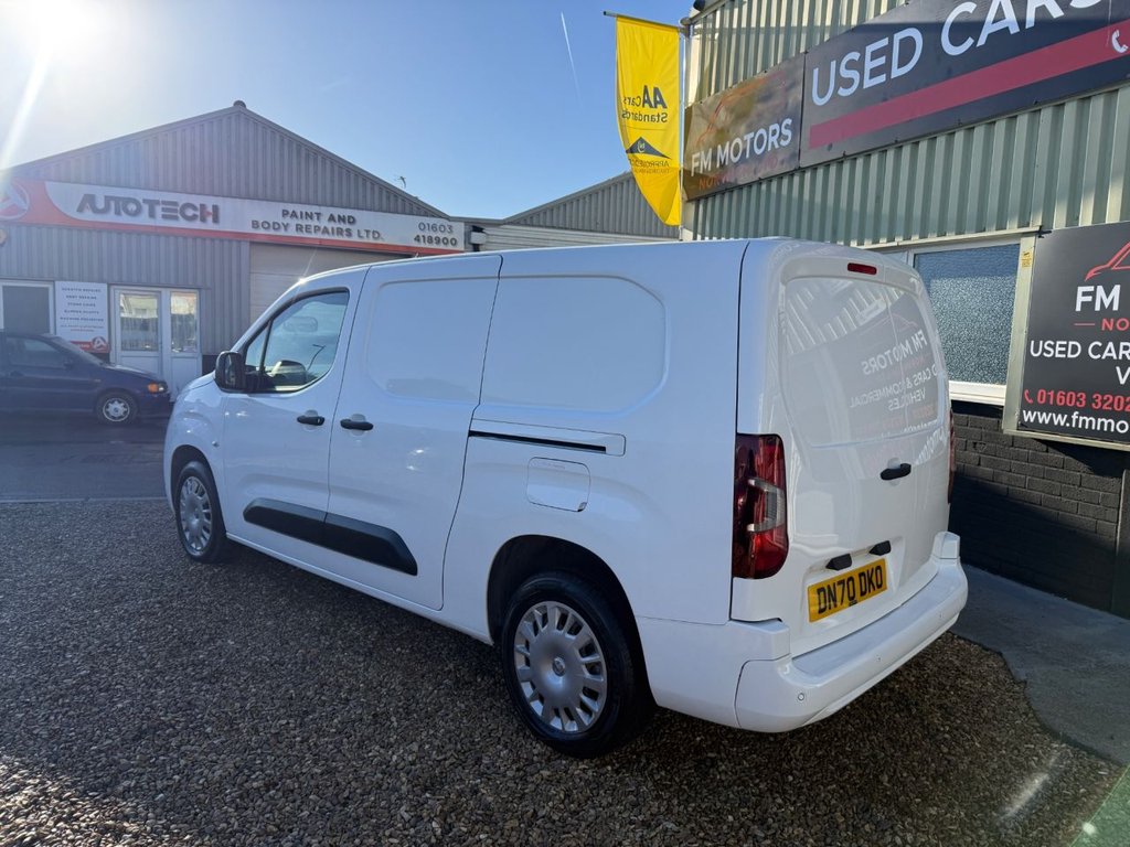Used Vauxhall Combo 2020 for sale - 76642425: Photo 12