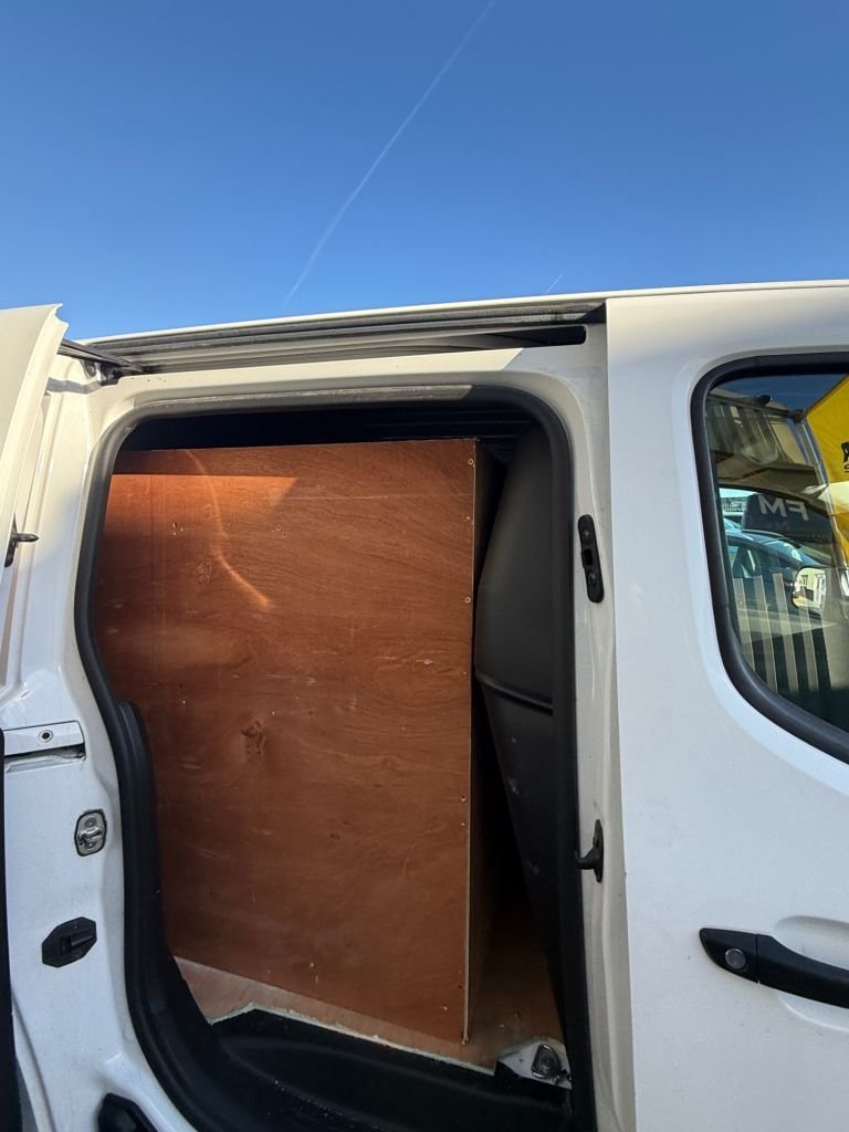 Used Vauxhall Combo 2020 for sale - 76642425: Photo 17