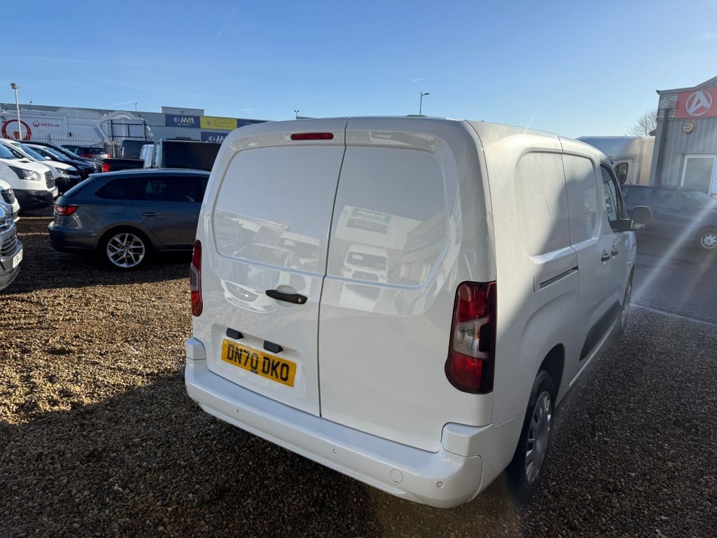 Used Vauxhall Combo 2020 for sale - 76642425: Photo 9