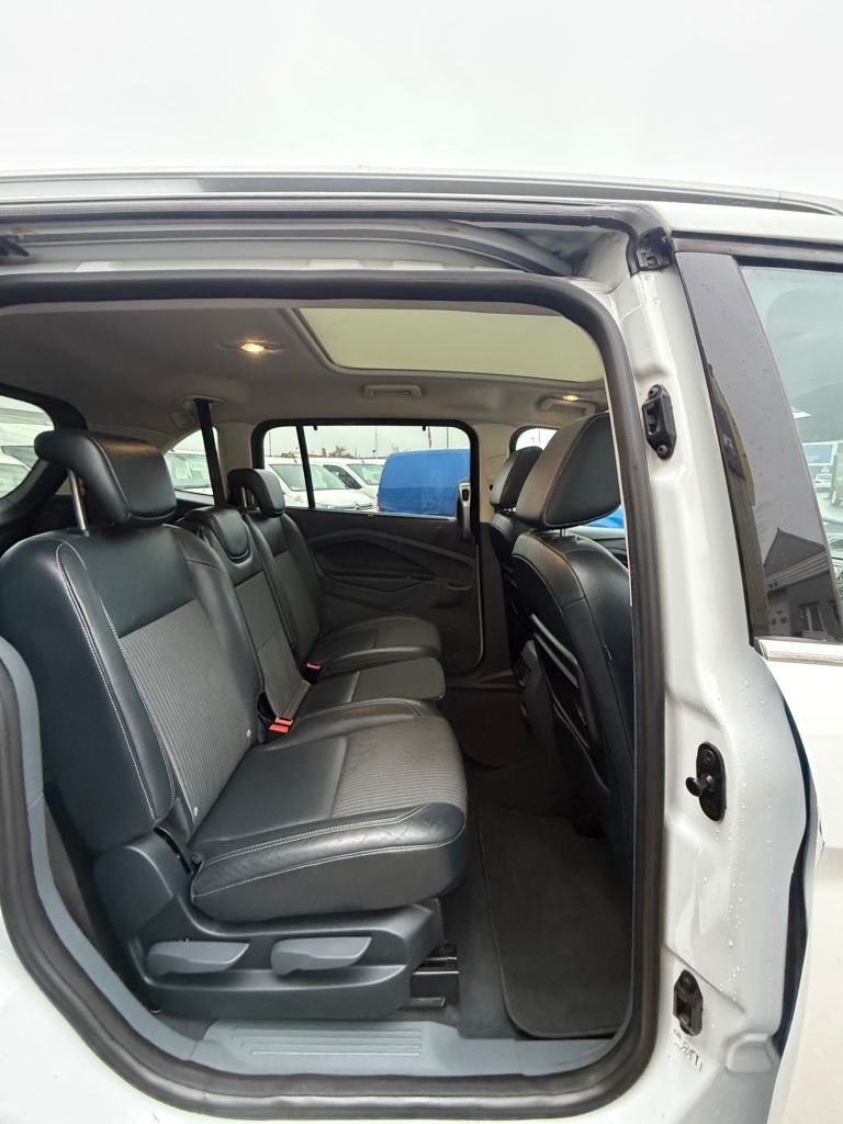 Used Ford Grand C-Max 2014 for sale - 76570284: Photo 18