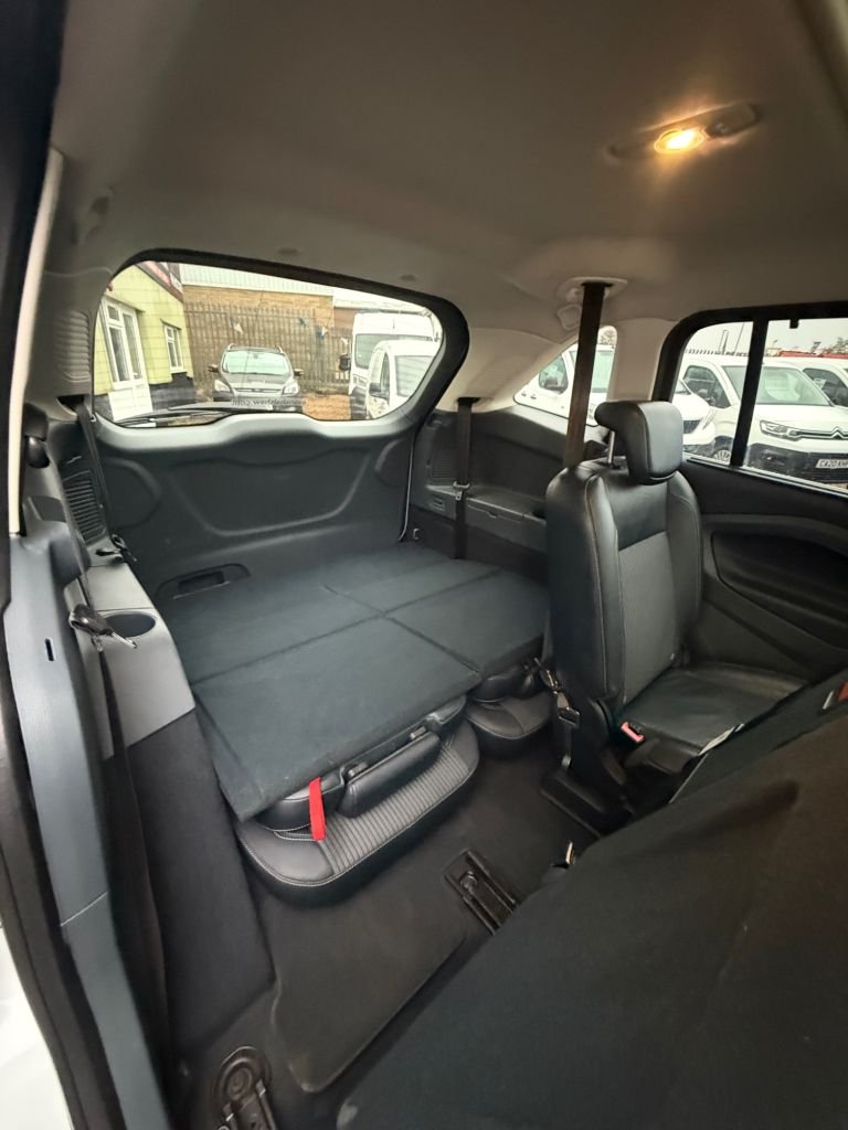 Used Ford Grand C-Max 2014 for sale - 76570284: Photo 22