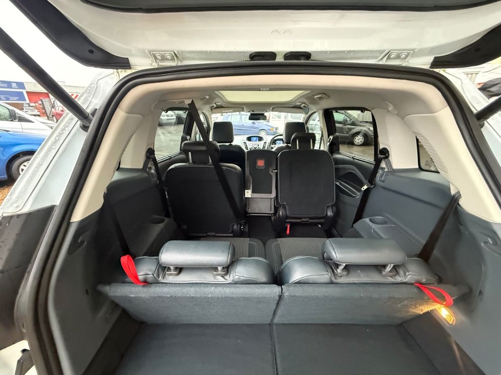 Used Ford Grand C-Max 2014 for sale - 76570284: Photo 25