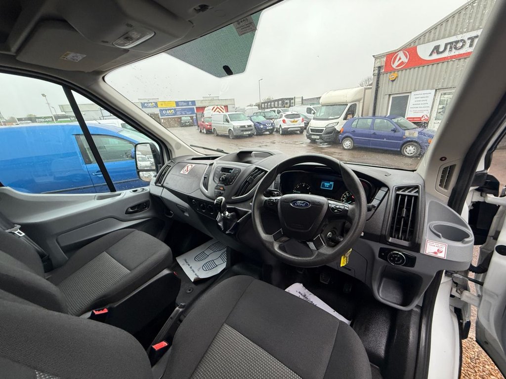 Used Ford Transit 2018 for sale - 76582517: Photo 2