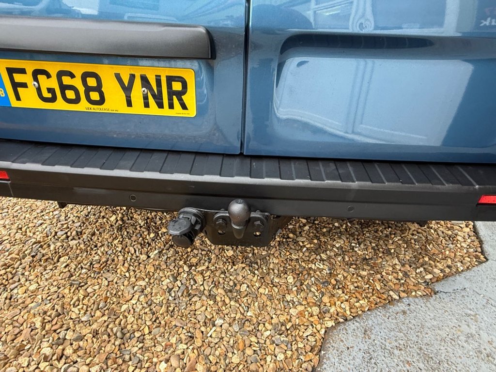 Used Vauxhall Vivaro 2019 for sale - 76406500: Photo 13