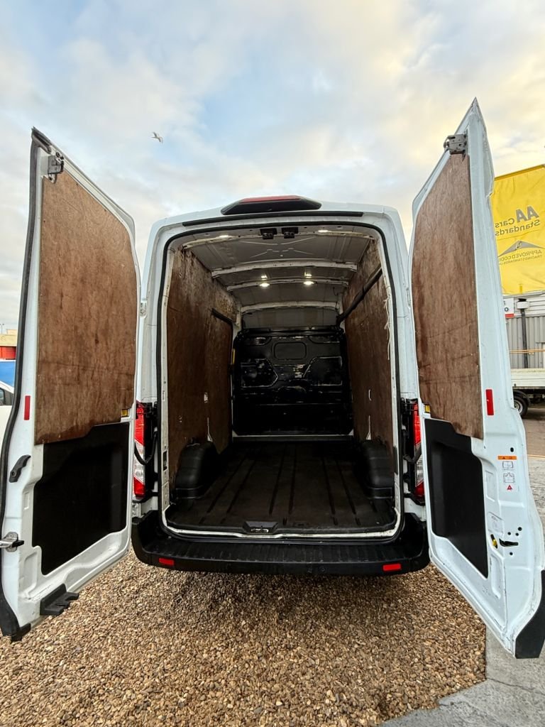 Used Ford Transit 2021 for sale - 76546705: Photo 16