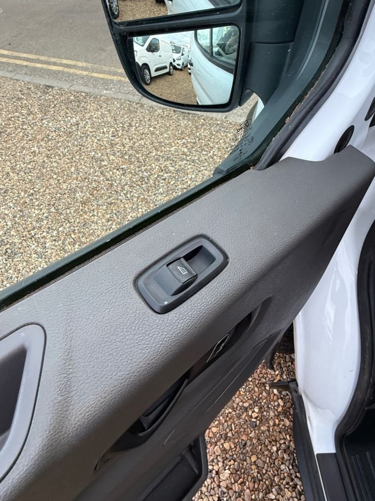 Used Ford Transit 2021 for sale - 76546705: Photo 25