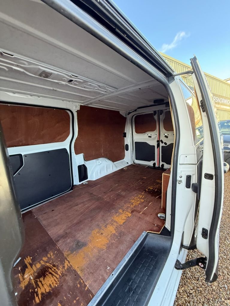 Used Vauxhall Vivaro 2019 for sale - 76784129: Photo 21