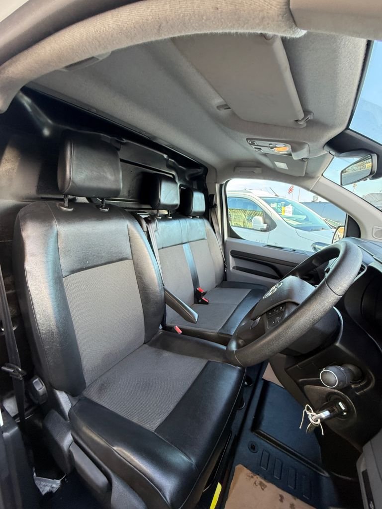 Used Vauxhall Vivaro 2019 for sale - 76784129: Photo 46