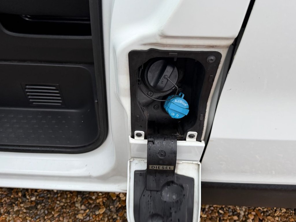 Used Vauxhall Vivaro 2018 for sale - 77464159: Photo 20