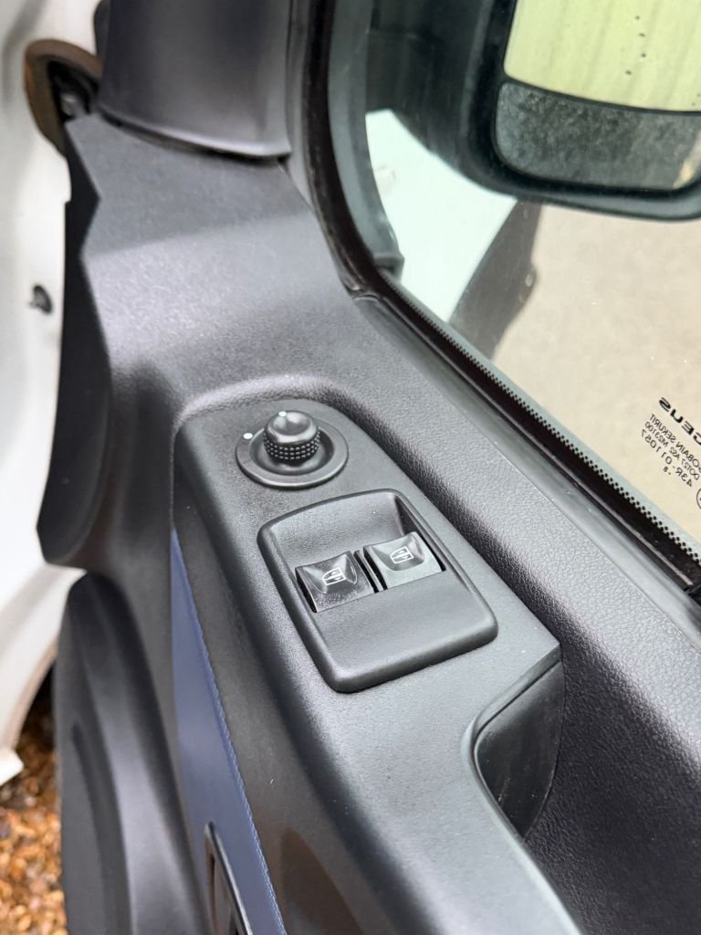 Used Vauxhall Vivaro 2018 for sale - 77464159: Photo 21