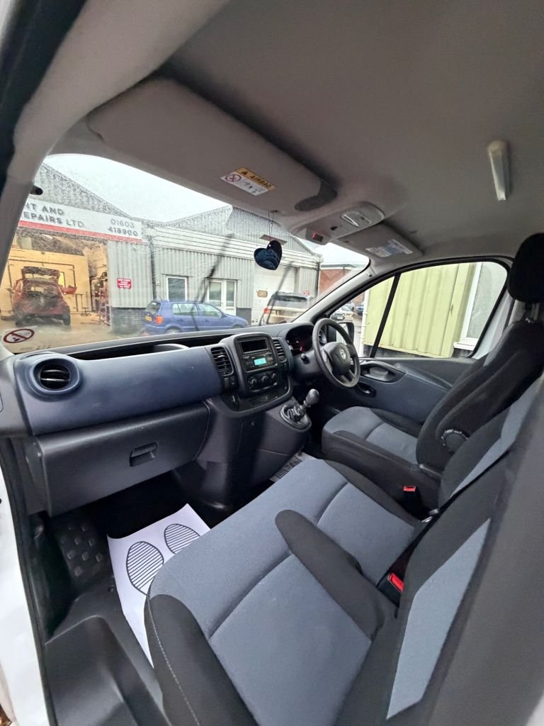 Used Vauxhall Vivaro 2018 for sale - 77464159: Photo 24