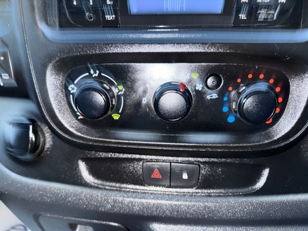 Used Vauxhall Vivaro 2018 for sale - 77464159: Photo 26