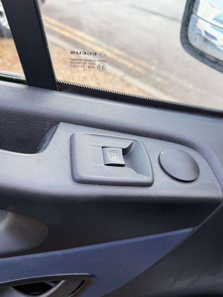 Used Vauxhall Vivaro 2018 for sale - 77153579: Photo 27