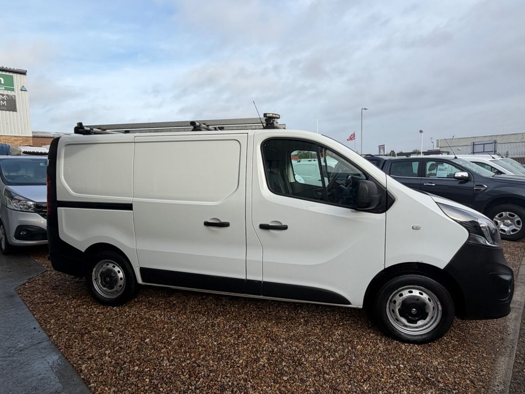 Used Vauxhall Vivaro 2018 for sale - 77153579: Photo 8