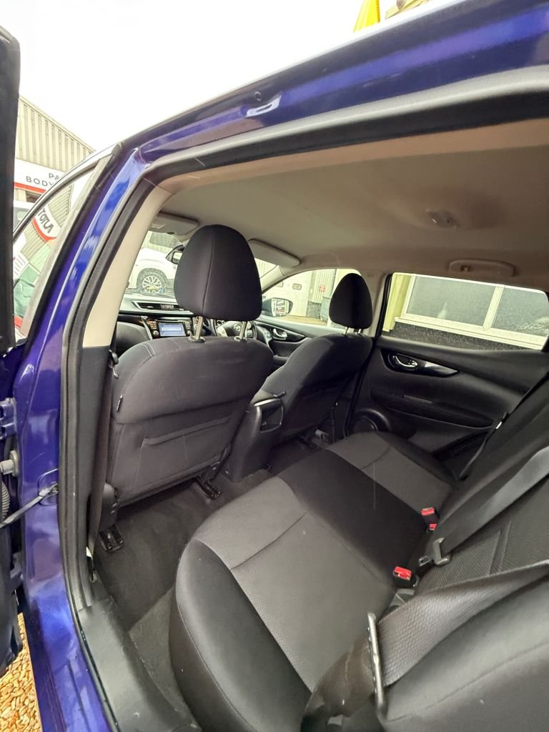 Used Nissan Qashqai 2015 for sale - 76132666: Photo 21