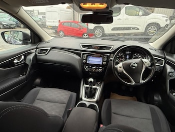 Used Nissan Qashqai 2015 for sale - 76132666: Photo