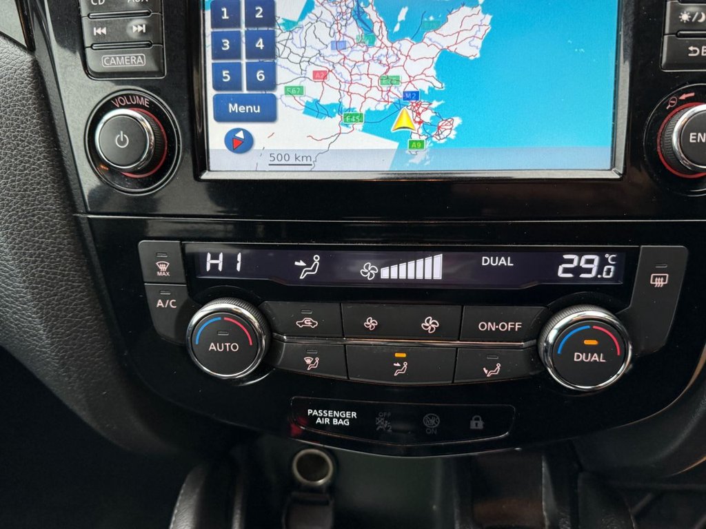 Used Nissan Qashqai 2015 for sale - 76132666: Photo 30