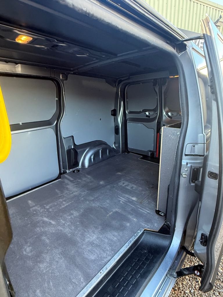 Used Peugeot Expert 2020 for sale - 76642445: Photo 24