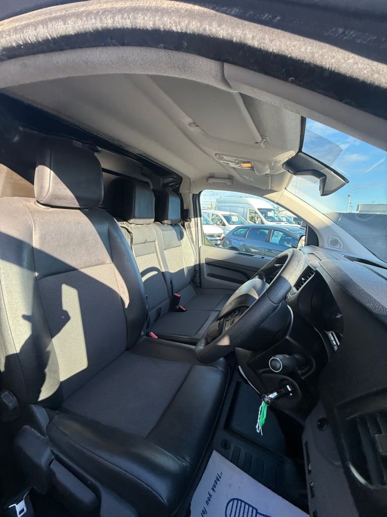 Used Peugeot Expert 2020 for sale - 76642445: Photo 48