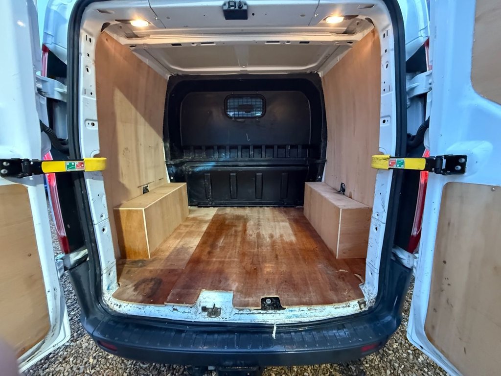 Used Ford Transit Custom 2017 for sale - 76591034: Photo 17
