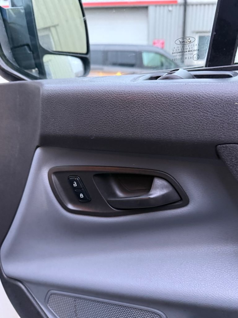 Used Ford Transit Custom 2017 for sale - 76591034: Photo 19