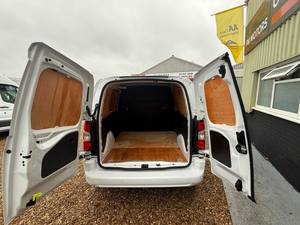 Used Vauxhall Combo 2023 for sale - 76768449: Photo 13