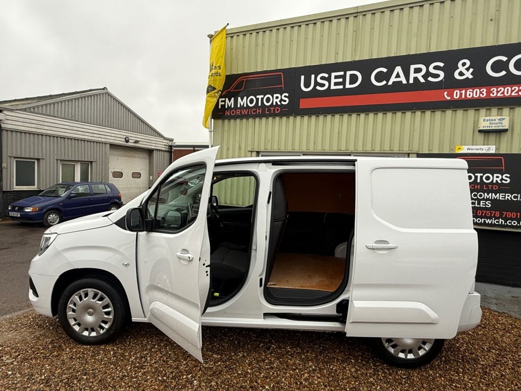Used Vauxhall Combo 2023 for sale - 76768449: Photo 16