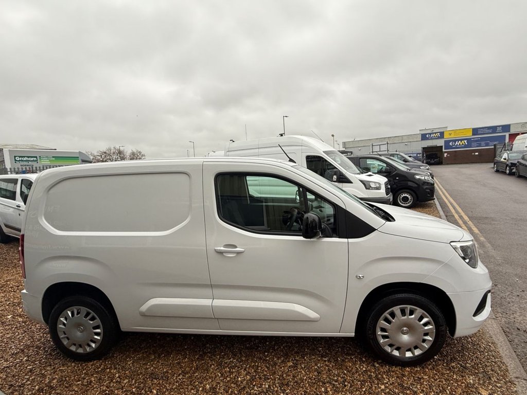 Used Vauxhall Combo 2023 for sale - 76768449: Photo 5