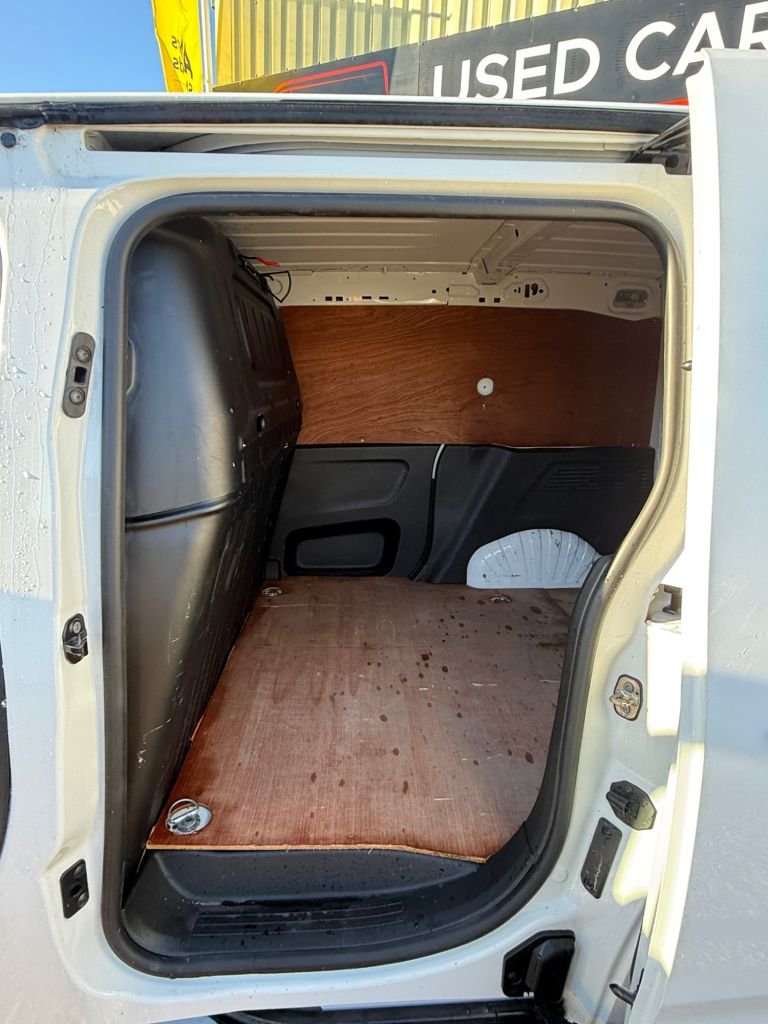 Used Vauxhall Combo 2020 for sale - 76642706: Photo 18