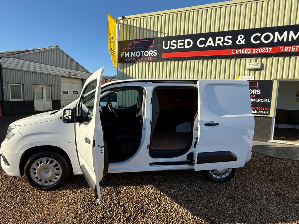 Used Vauxhall Combo 2020 for sale - 76642706: Photo 19