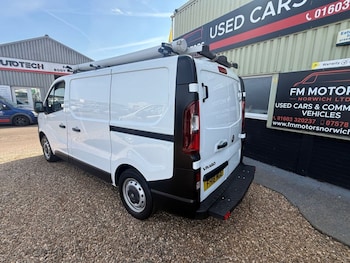 Used Vauxhall Vivaro 2018 for sale - 79493939: Photo