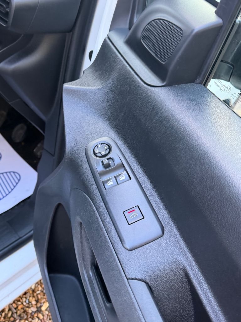 Used Peugeot Partner 2019 for sale - 77139891: Photo 16