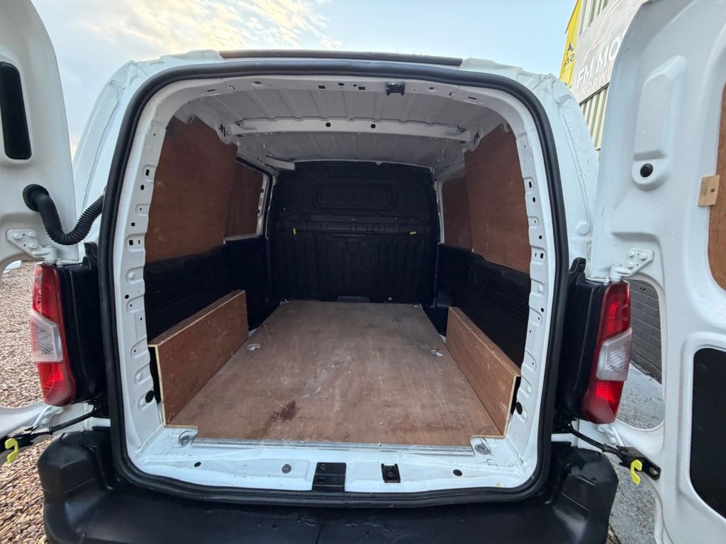 Used Peugeot Partner 2019 for sale - 77139891: Photo 19