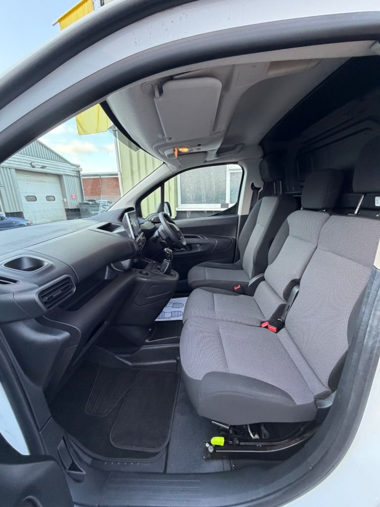 Used Peugeot Partner 2019 for sale - 77139891: Photo 25