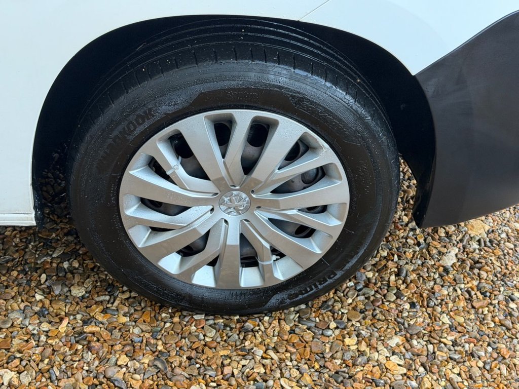 Used Peugeot Partner 2019 for sale - 77139891: Photo 46