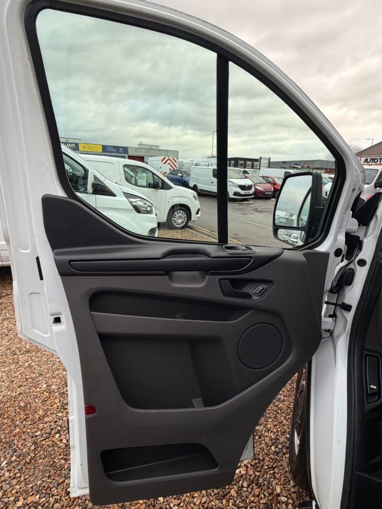 Used Ford Transit Custom 2019 for sale - 77122308: Photo 23